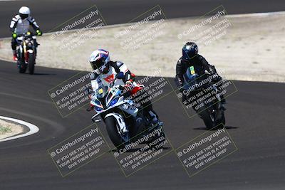media/Jun-08-2025-TrackDaz (Sun) [[dc1ba13c79]]/C Group/1040pm (Turn 3)/